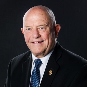 Image for article Kanada: Falun Dafa Menerima Surat Ucapan Selamat dan Proklamasi Sebelum Peringatan 26 Tahun Hari Falun Dafa