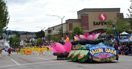 Image for article Vancouver, Kanada: “Saya Mengagumi Falun Gong!”