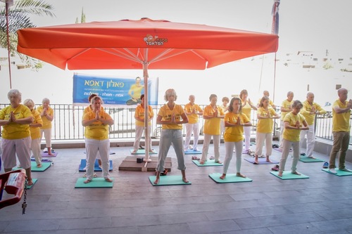 Image for article Israel: Menghadirkan Falun Dafa di Kota Beit Shemesh 