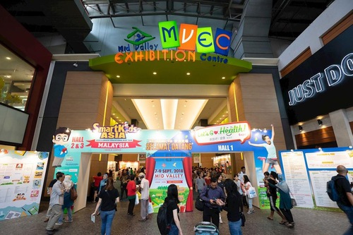 Image for article Malaysia: Memperkenalkan Falun Gong di Pameran Kesehatan