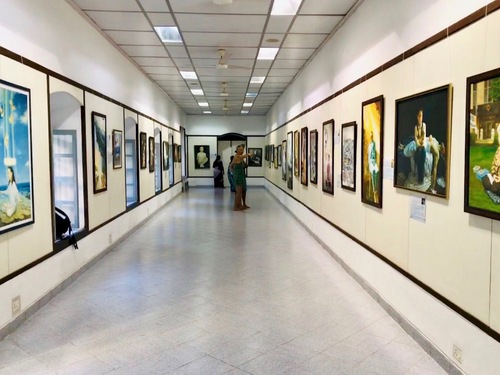 Image for article India: Pameran Seni Zhen Shan Ren Menarik Perhatian Pengunjung di Pondicherry
