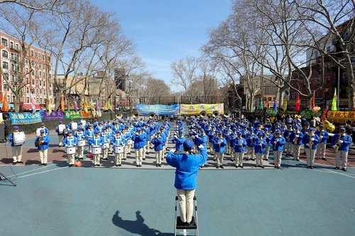 Image for article  New York: Merayakan Tibanya Musim Semi di Daerah Pecinan