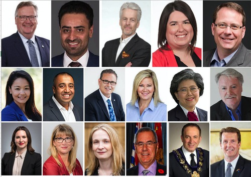 Image for article Kanada: Pejabat Terpilih Menandai Hari Jadi ke-28 Pengenalan Falun Dafa ke Publik (III)