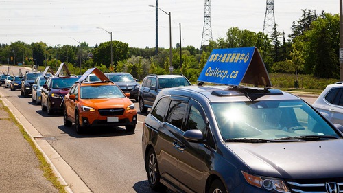 Image for article Kanada: Parade Mobil Untuk Menyemangati Orang Tiongkok Mundur dari Partai Komunis Tiongkok