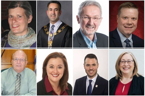 Image for article Kanada: 12 Kota di British Columbia Mengeluarkan Proklamasi dan Ucapan Selamat untuk Merayakan Hari Falun Dafa Sedunia