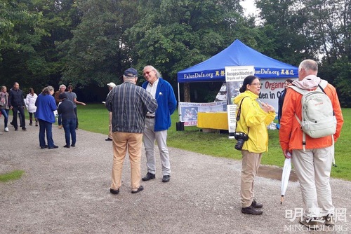 Image for article Orang Jerman Terkejut dengan Penganiayaan yang Dilakukan Rezim Tiongkok terhadap Falun Dafa