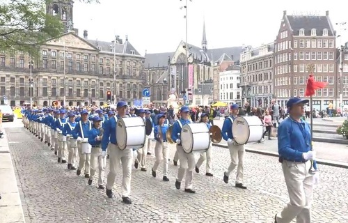 Image for article Pawai Menyerukan Perhatian pada Penganiayaan