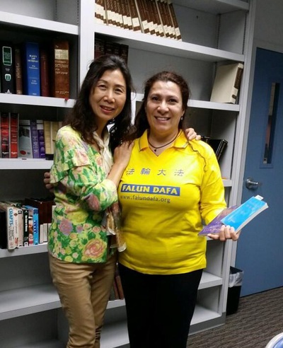 Image for article Guru Sekolah yang Terinfeksi Covid-19 Menghubungi Praktisi Falun Gong untuk Meminta Bantuan