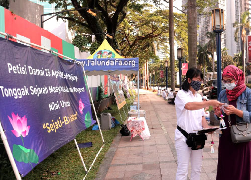 Image for article Indonesia: 25 April 1999 di Beijing – Tonggak Sejarah Masyarakat Dunia Mengenal Sejati-Baik-Sabar