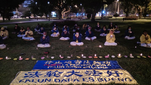 Image for article Peru dan Finlandia: Acara yang Diselenggarakan untuk Memperingati Permohonan Damai 25 April dan Menyerukan Pengakhiran Penganiayaan