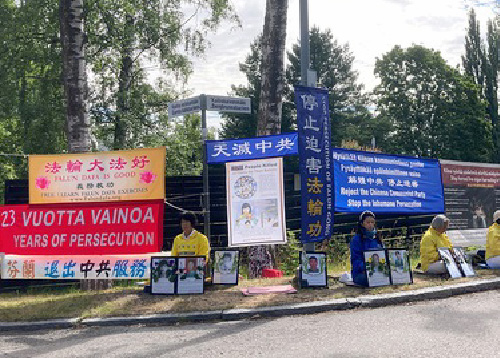 Image for article Helsinki, Finlandia: Dukungan Publik untuk Upaya Menyerukan Penganiayaan Diakhiri