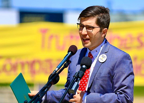 Image for article Anggota Parlemen Kanada Mendukung Rakyat Tiongkok Mundur dari Partai Komunis