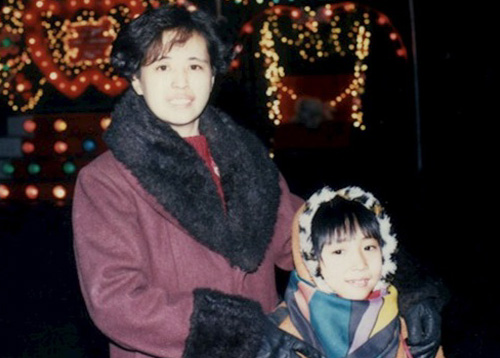 Image for article Ibu dari Seorang Penduduk London Ditahan di Ruang Isolasi di Penjara, Dalam Kondisi Berbahaya