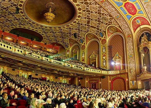 Image for article Shen Yun Mempersembahkan “Tiongkok Sebelum Komunisme” Di Seluruh Dunia: “Mengingatkan Betapa Saya Mengagumi Budaya Tiongkok”