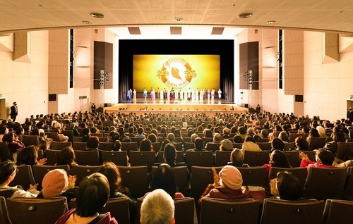 Image for article Shen Yun Memulai Tur Taiwan dengan Pertunjukan yang Terjual Habis di Miaoli: “Mereka Memikul Misi Surgawi”