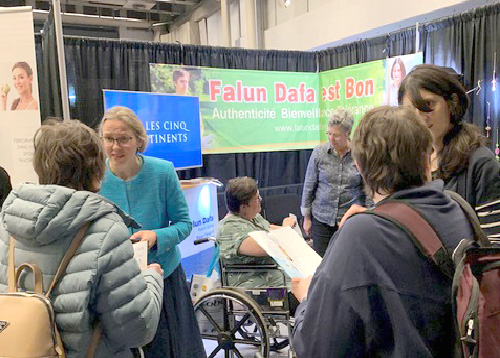 Image for article Wanita Tiongkok yang Tinggal di Quebec: “Falun Dafa Benar-benar Baik. Saya Ingin Mempelajari Latihan Ini.”