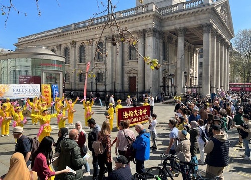 Image for article London, Inggris: Peringatan Tahunan Permohonan Banding 25 April