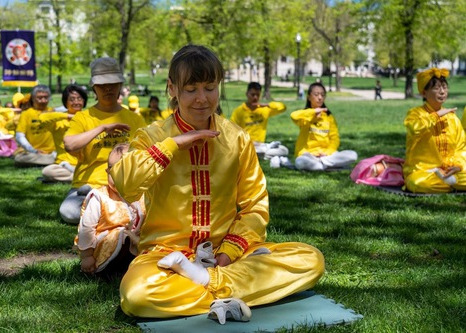 Image for article Profesor Perguruan Tinggi: Impian Masa Kecil Saya Menjadi Kenyataan