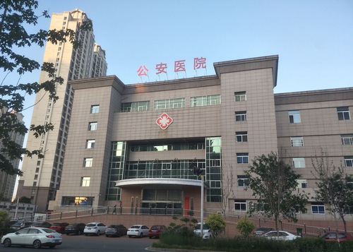 Image for article Polisi Memukuli Dua Wanita Tua dan Mencoba Memalsukan Bukti Terhadap Mereka