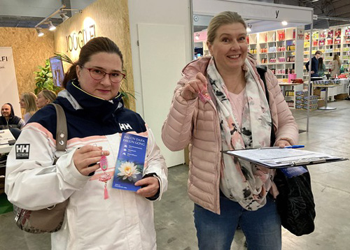 Image for article Helsinki, Finlandia: Memperkenalkan Falun Dafa di Pameran Kesehatan Populer