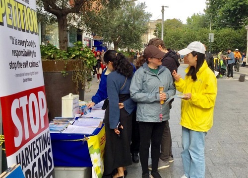 Image for article Dublin, Irlandia: Masyarakat Tiongkok Mengetahui Fakta Tentang Penganiayaan yang Sedang Berlangsung oleh Rezim Tiongkok