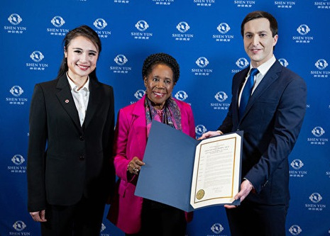 Image for article Shen Yun Memulai Tur di Italia, Inggris, dan Amerika Serikat: “Inilah Tiongkok yang Sebenarnya”