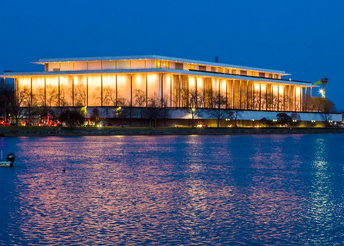 Image for article Shen Yun Tampil di AS, Prancis, Italia, Inggris, dan Jepang: “Shen Yun Memberi Kegembiraan”