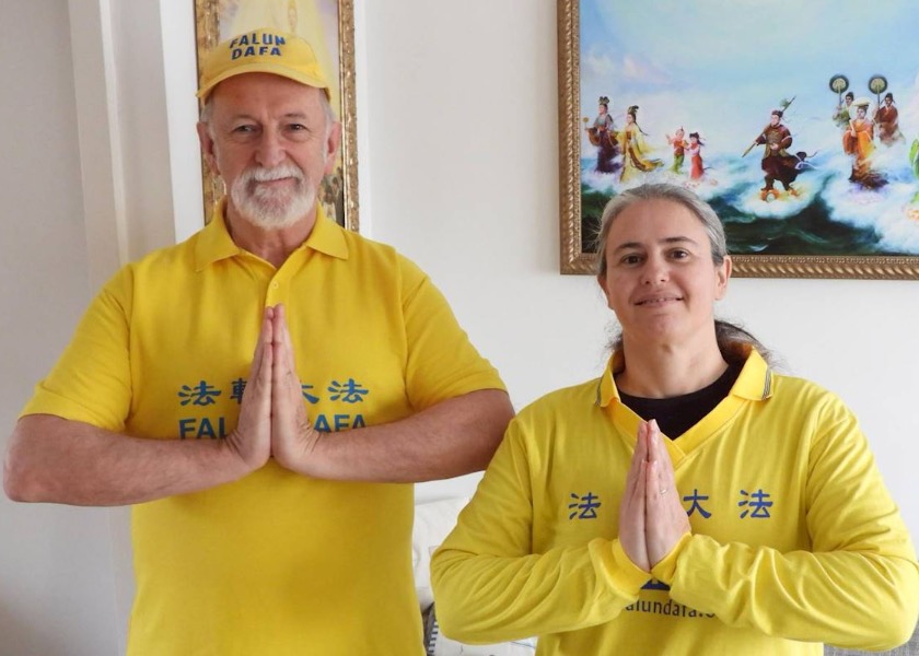 Image for article Pasangan Skotlandia Berterima Kasih kepada Guru Li