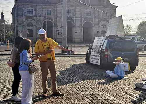 Image for article Jerman: Dua Kegiatan Menyerukan Akhiri Penganiayaan PKT terhadap Falun Dafa
