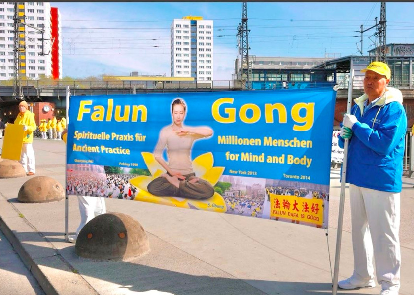 Image for article Jerman: Berbagai Kegiatan di Berbagai Kota Memenandai Permohonan Damai Tahun 1999