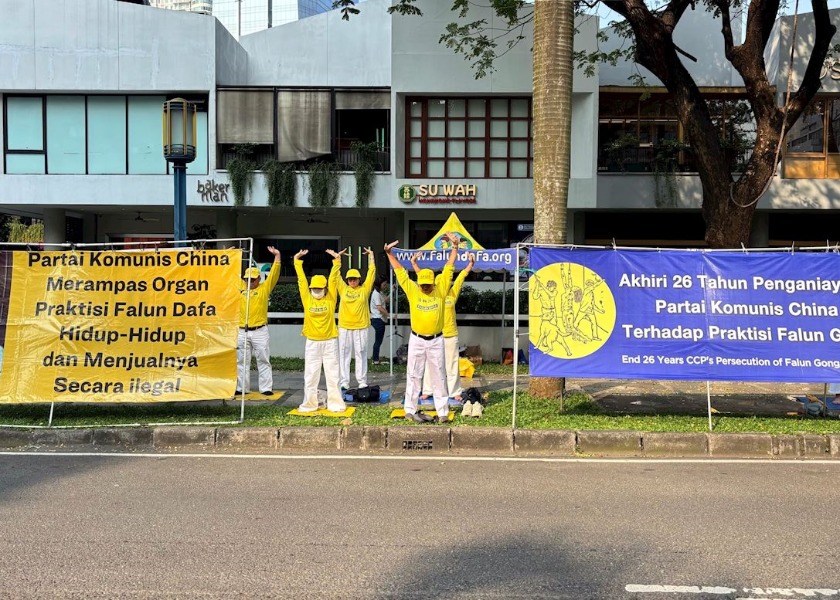 Image for article Indonesia: Aksi Damai dan Nyala Lilin Menandai 26 Tahun Upaya Mengakhiri Penganiayaan PKT terhadap Falun Gong