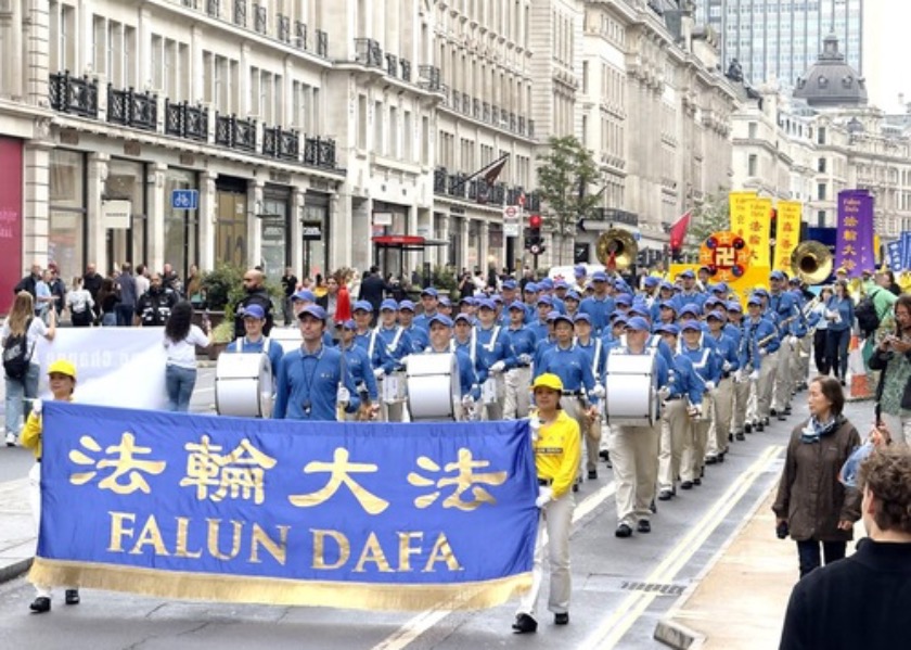 Image for article London, Inggris: Rapat Umum dan Parade untuk Mengungkap Penindasan Rezim Komunis Tiongkok Selama 26 Tahun (Bagian 2)