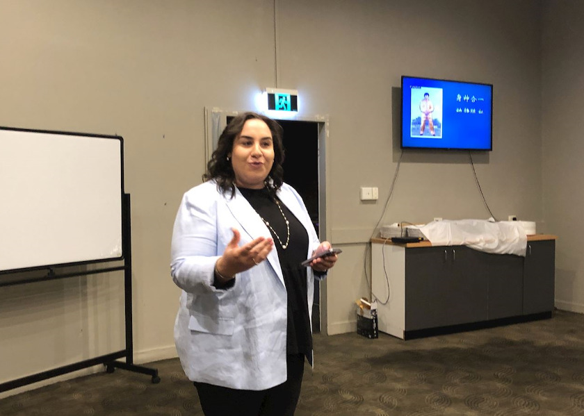 Image for article Australia: Pejabat Sydney Mengirimkan Surat Ucapan Selamat dan Menyambut Kelas Falun Dafa