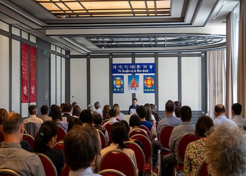 Image for article St. Pölten, Austria: Praktisi Meningkat Bersama Melalui Konferensi Berbagi Pengalaman