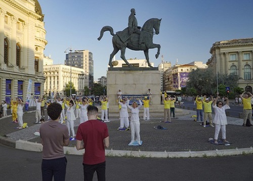 Image for article Rumania: Dukungan Publik untuk Mengakhiri 26 Tahun Penindasan di Tiongkok