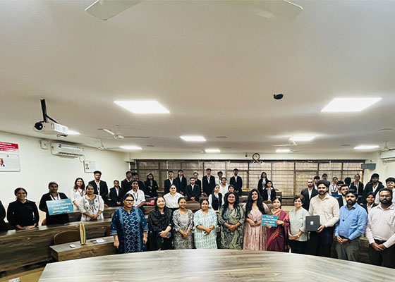 Image for article India: Pemutaran Film Dokumenter di Kampus Meningkatkan Kesadaran akan Penganiayaan di Tiongkok