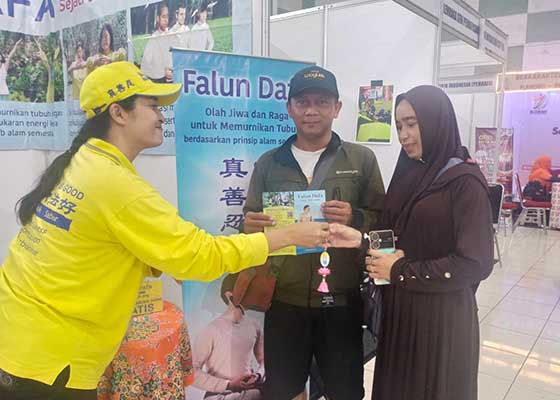 Image for article Malang, Jawa Timur: “Falun Dafa Perlu Disebarluaskan di Tengah Masyarakat”