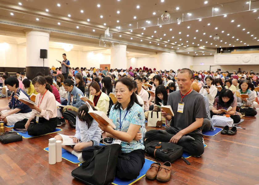 Image for article Anak Muda Mengatasi Depresi dan Kecanduan Game Melalui Falun Dafa